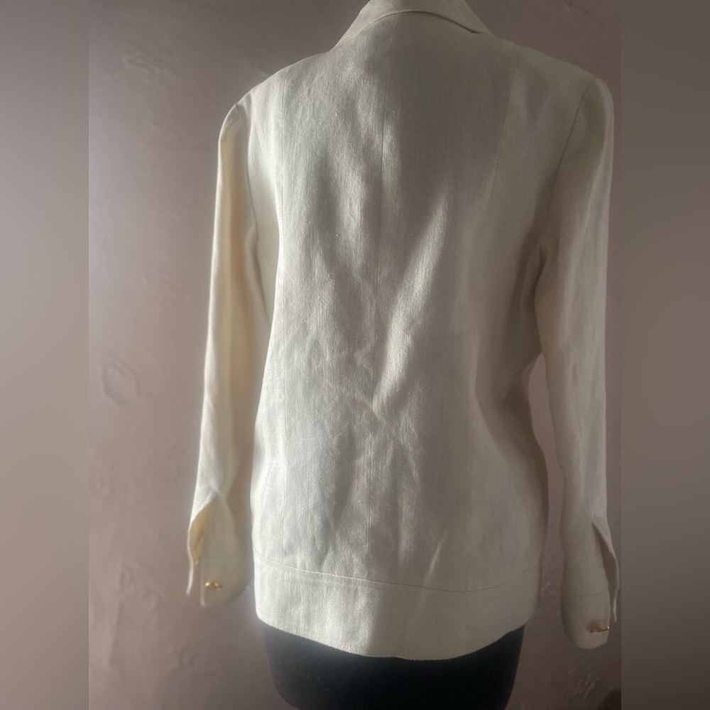 Vintage Chanel 80’s linen jacket - Picture 4 of 16